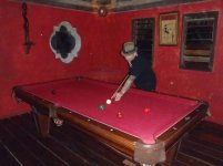 billiards-table-in-bar[1].jpg