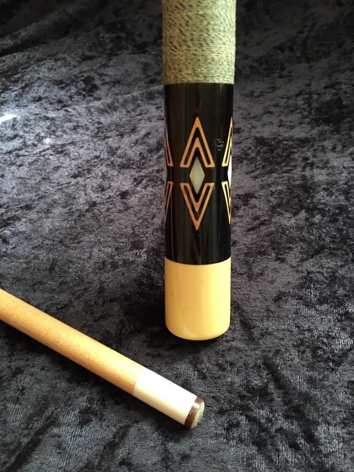 FS..Joss J-18 Color of Money variant cue | AzBilliards Forums FS..Joss J-18 Color of Money variant cue | AzBilliards Forums