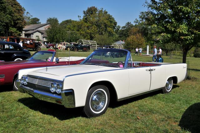 1960  lincoln.jpg