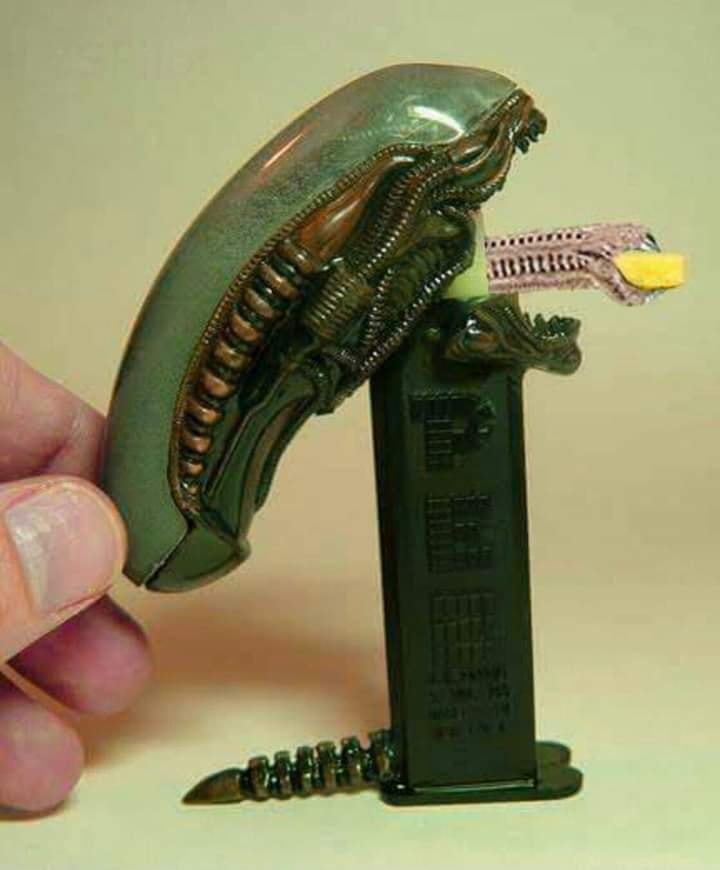 alien pez.jpg
