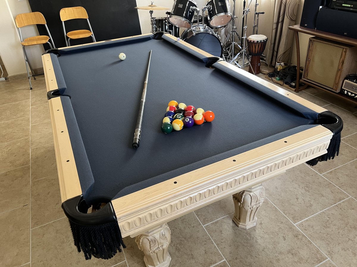 ArtisanDesignsByAdvancedBilliards_ChampionshipInvitational_Titanium_2.jpg