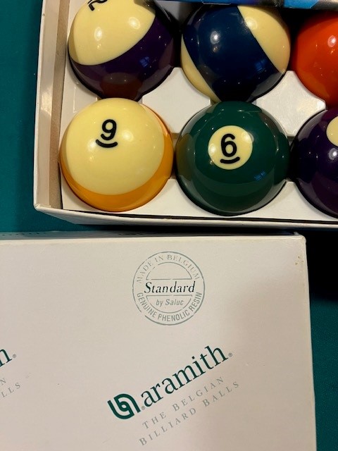 billiard balls.jpg