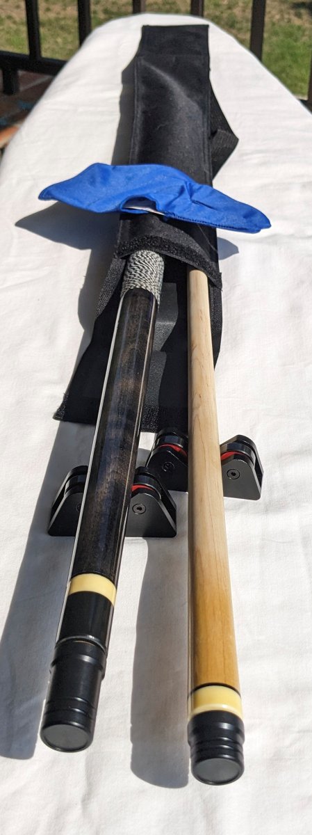 Cue overhead w. glove sleeve nice.jpg