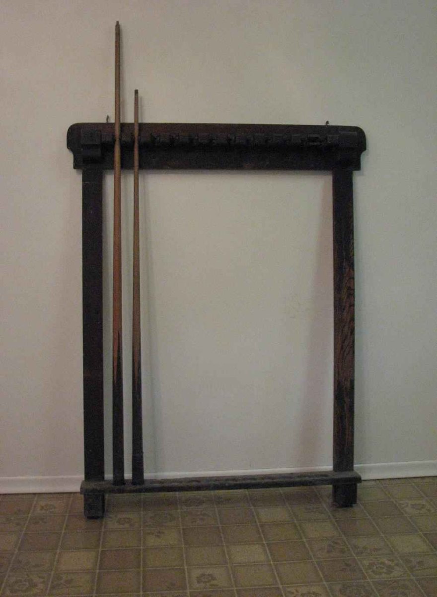 cue rack.jpg
