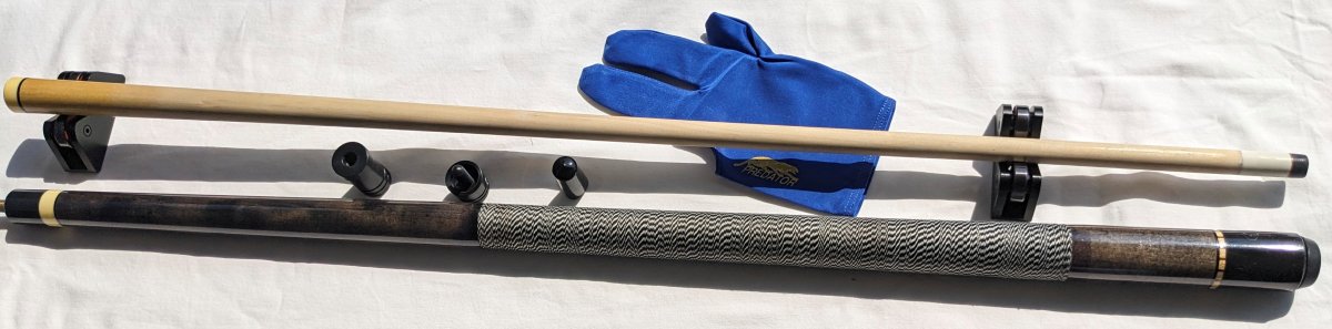 Cue_overhead w. glove.jpg