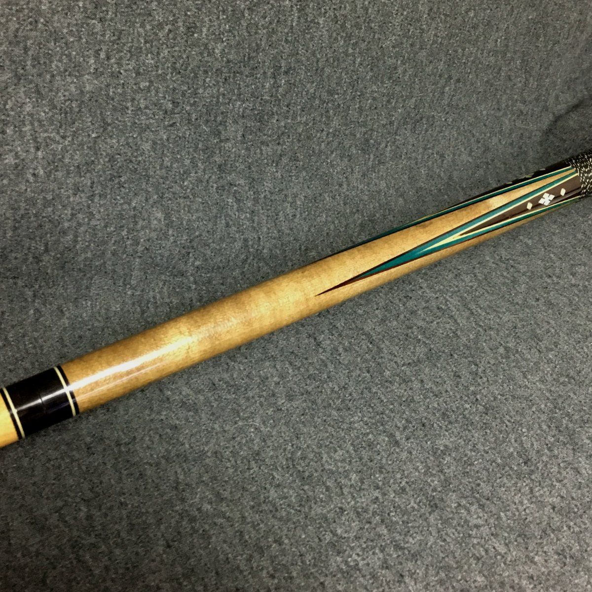 custom cue unk 5.JPG