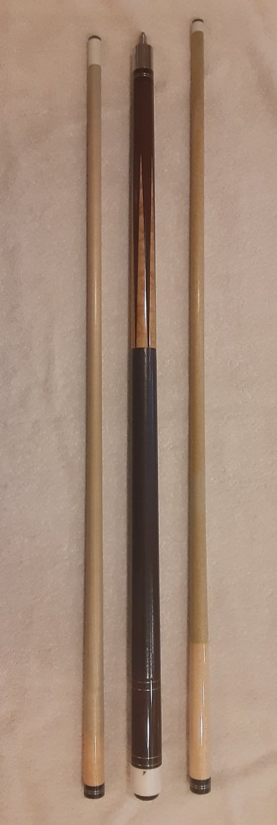 Frey cue.jpg