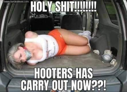 hooters.jpg