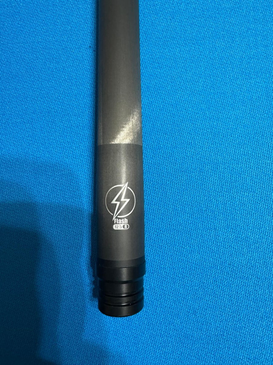 HOW Flash Carbon Fiber shaft 12.5 mm Radial Joint HOW Flash Carbon Fiber shaft 12.5 mm Radial Joint