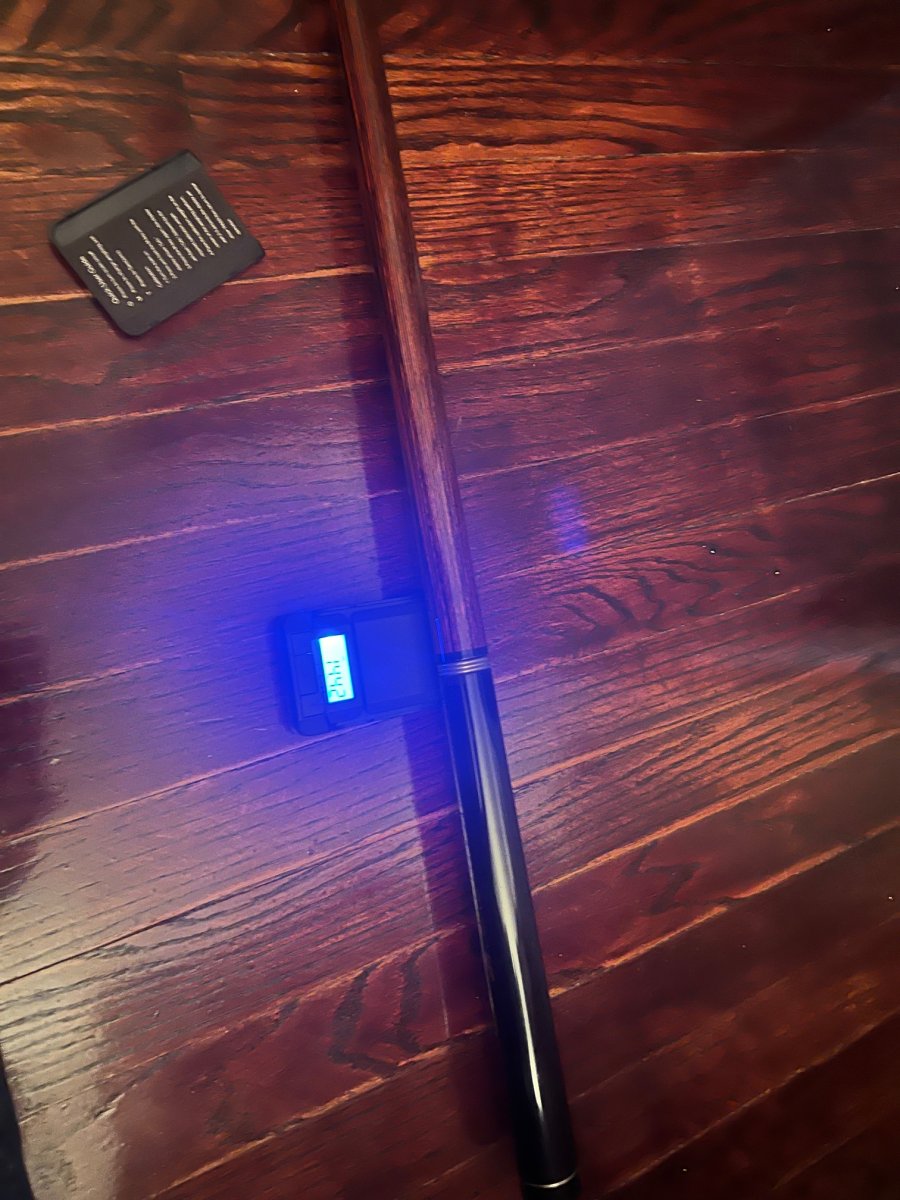 Sold - Mezz Power Break 2 DI Break Cue light used for sale Sold - Mezz Power Break 2 DI Break Cue light used for sale