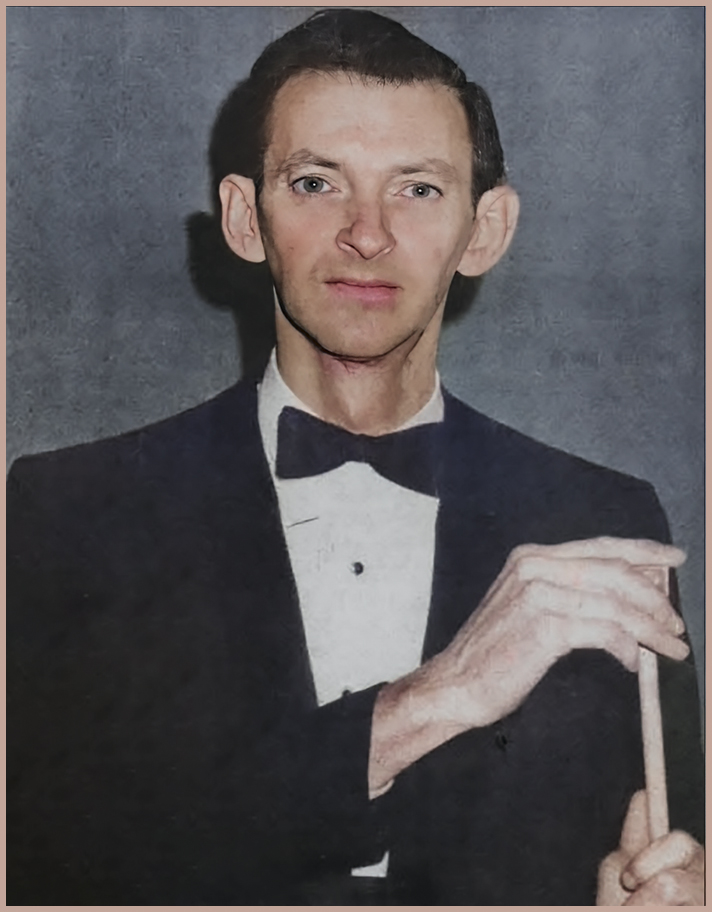 Male Pool Player 01.jpg