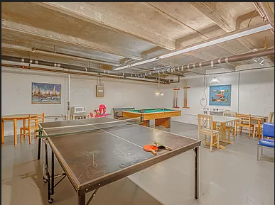 poolroom1.png