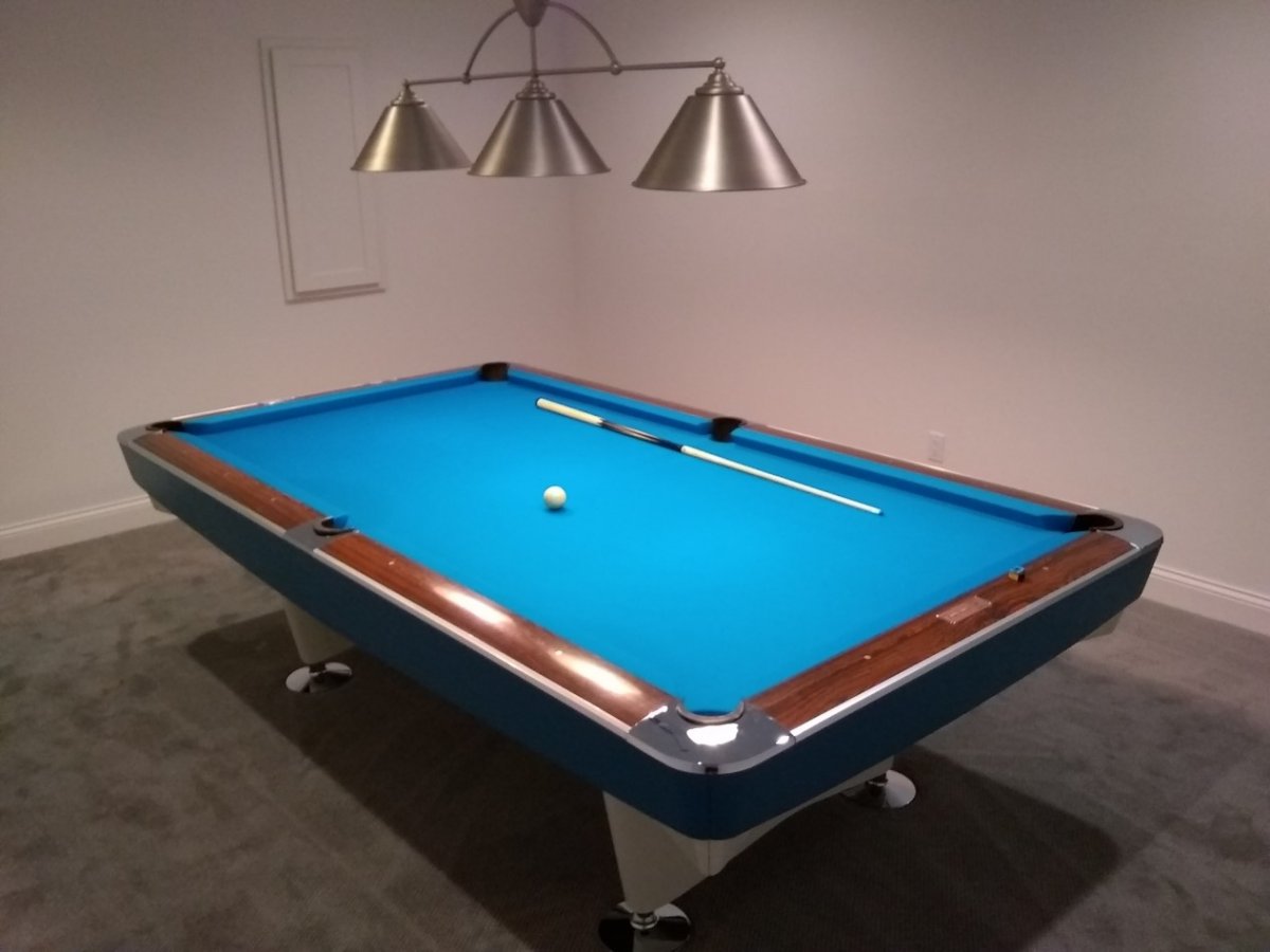 poolTable2.jpg
