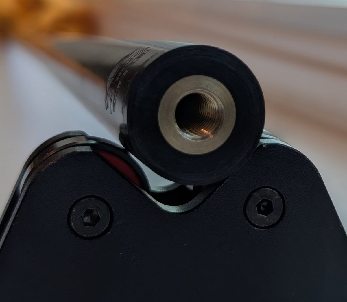 Rhino shaft insert and plastic outer.jpg