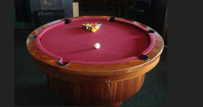 round pool table.png