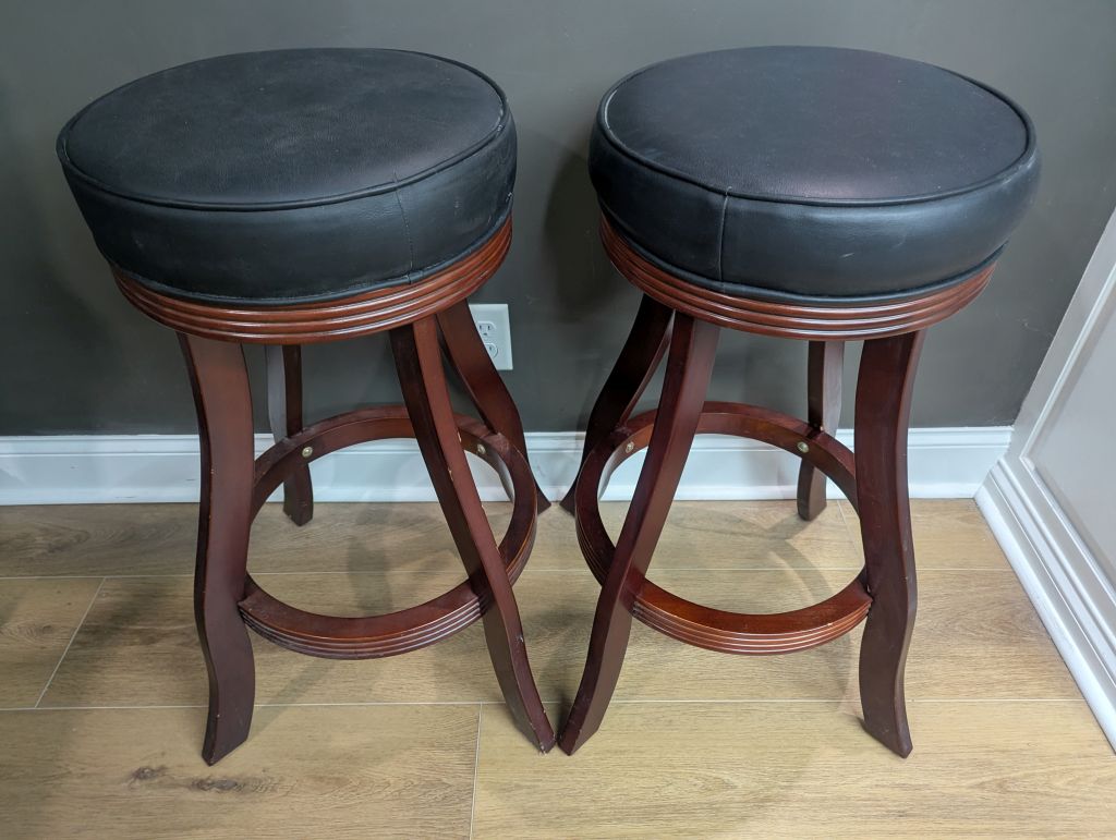 stools.jpg