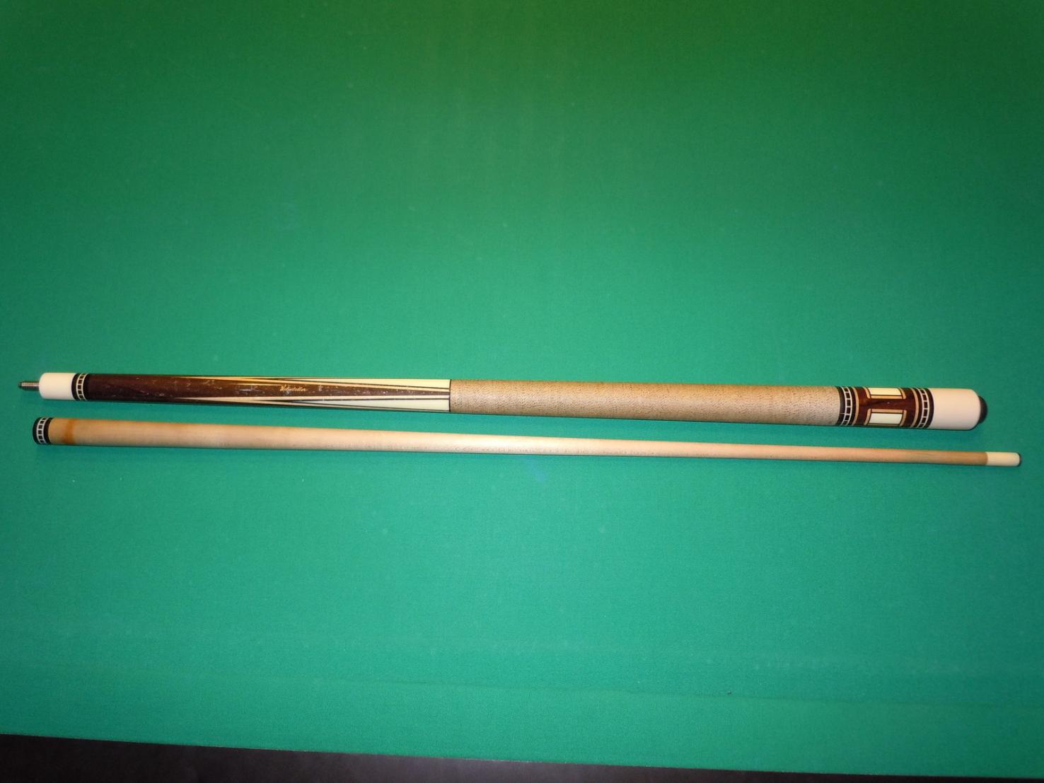 Adam Helmstetter 87-10 cue 4 Points with Veneers 59.5 Inches, 10mm