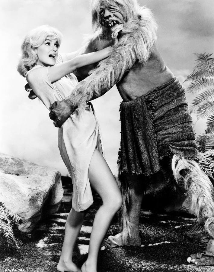 the-time-machine-yvette-mimieux-1960-everett.jpg