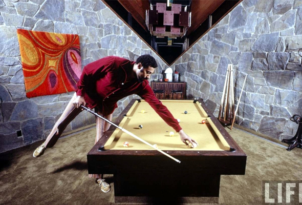 Wilt at a pool table.jpg