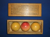 carom balls 001.jpg