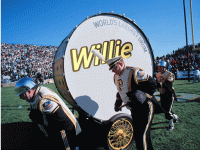 willie_drum.gif