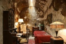 800px-Al-capone-cell[1].jpg