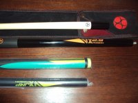 Poison VX Playing cue and jump cue small 1.jpg