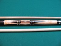 pool cues 003.jpg