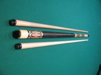 pool cues 001 (640x480).jpg