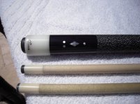 pool cues 002.jpg