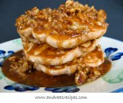 Butter_pecan_pancakes.jpg