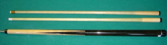 pool cues 004 (2).jpg