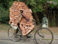 funny-man-brick-trick.jpg