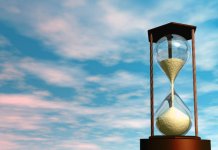 hourglass.jpg