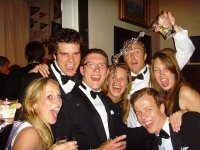 perfectly-timed-photos-party.jpg