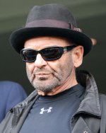 440px-JoePesci-2009.jpeg