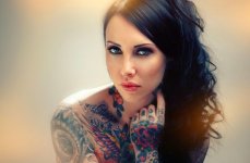 Tattooed Women Wallpaper (1).jpg