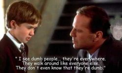 i_see_dumb_people.jpg