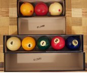 5ball set vs standard carom.jpg 5ball set vs standard carom.jpg