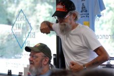 2007-pete-mickey.JPG