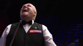 John Higgins Smiling on the winning shot.jpg