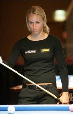 jasmin-ouschan-enjoypool[1].jpg