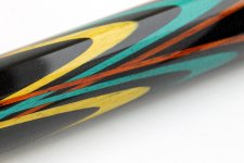 tulip-specular-plaited-lithuania-black-green-yellow-red-05.jpg