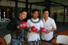 Boxing%2520Practice%2520with%2520Pac%2520%2520Man%2520649_resize%5B1%5D[1].jpg