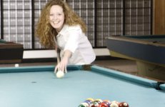 female_billiards.jpg