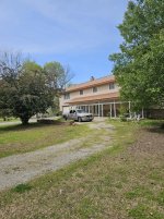 Front Yard- circle drive.jpg