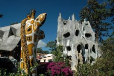 10-crazyhouse-thumb.jpg 10-crazyhouse-thumb.jpg