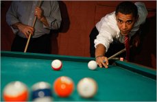 13obama-pool2[1].jpg