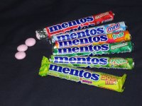 800px-Mentos.jpg
