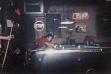 sagi-shoot-pool-ace-bar-web.jpeg